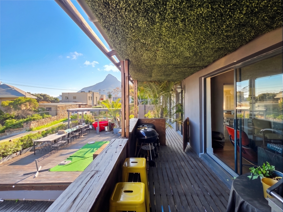 12 Bedroom Property for Sale in Camps Bay Western Cape